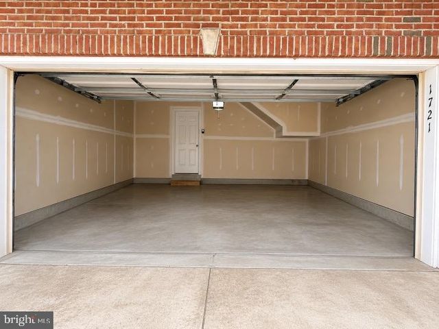 1721 FERNWOOD DR, Upper Marlboro, MD 20774