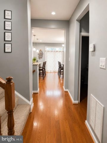 1721 FERNWOOD DR, Upper Marlboro, MD 20774