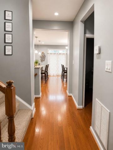 1721 FERNWOOD DR, Upper Marlboro, MD 20774