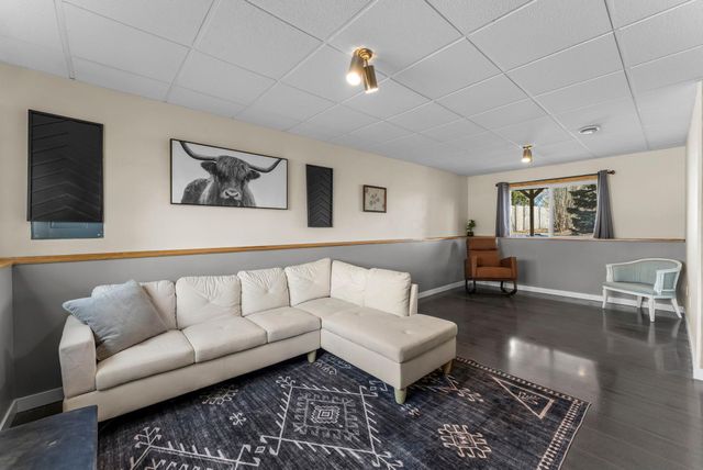 1016 6th Avenue NW, Rice, MN 56367