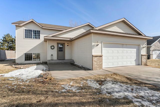 1016 6th Avenue NW, Rice, MN 56367