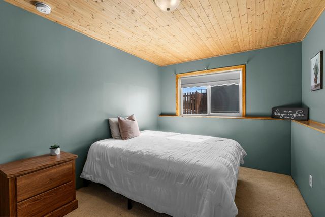 1016 6th Avenue NW, Rice, MN 56367