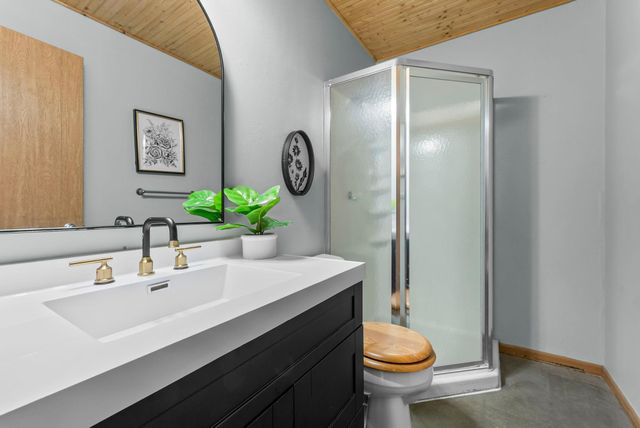 1016 6th Avenue NW, Rice, MN 56367