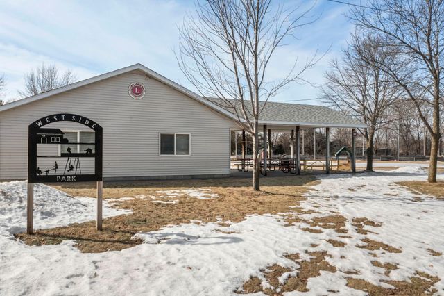 1016 6th Avenue NW, Rice, MN 56367