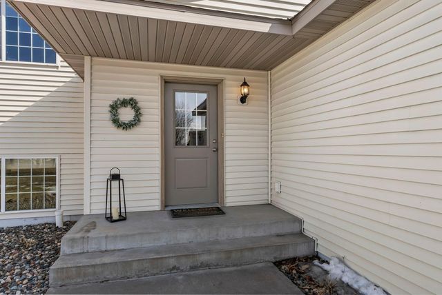 1016 6th Avenue NW, Rice, MN 56367