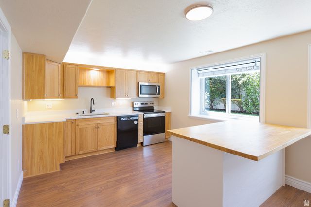 9579 N APPLE CT, Cedar Hills, UT 84062