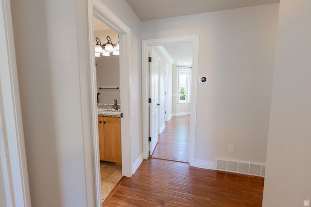 9579 N APPLE CT, Cedar Hills, UT 84062