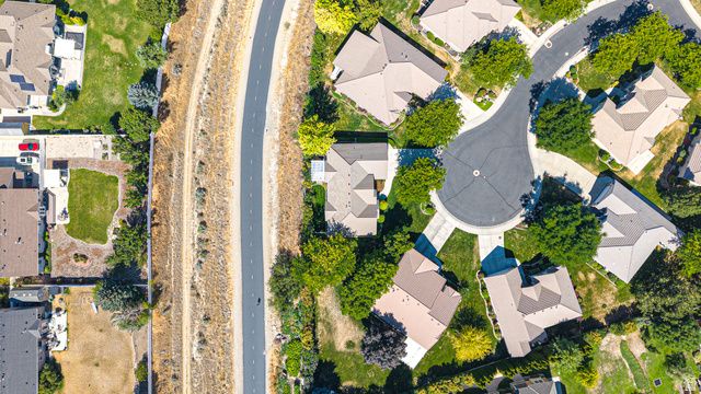 9579 N APPLE CT, Cedar Hills, UT 84062