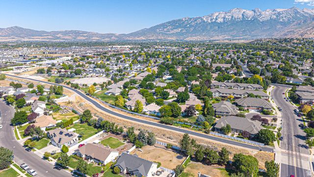 9579 N APPLE CT, Cedar Hills, UT 84062