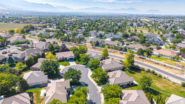 9579 N APPLE CT, Cedar Hills, UT 84062