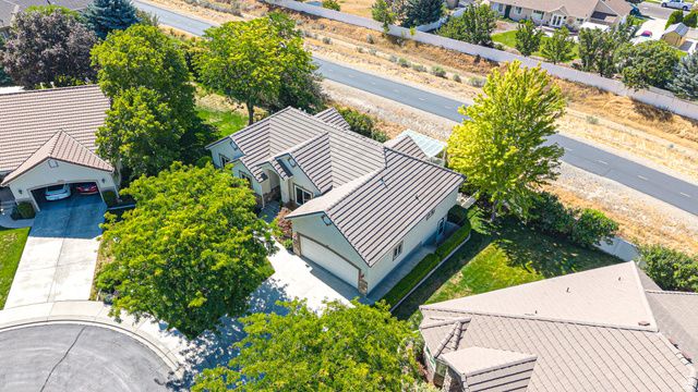 9579 N APPLE CT, Cedar Hills, UT 84062