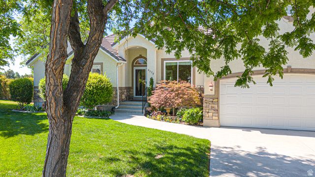 9579 N APPLE CT, Cedar Hills, UT 84062