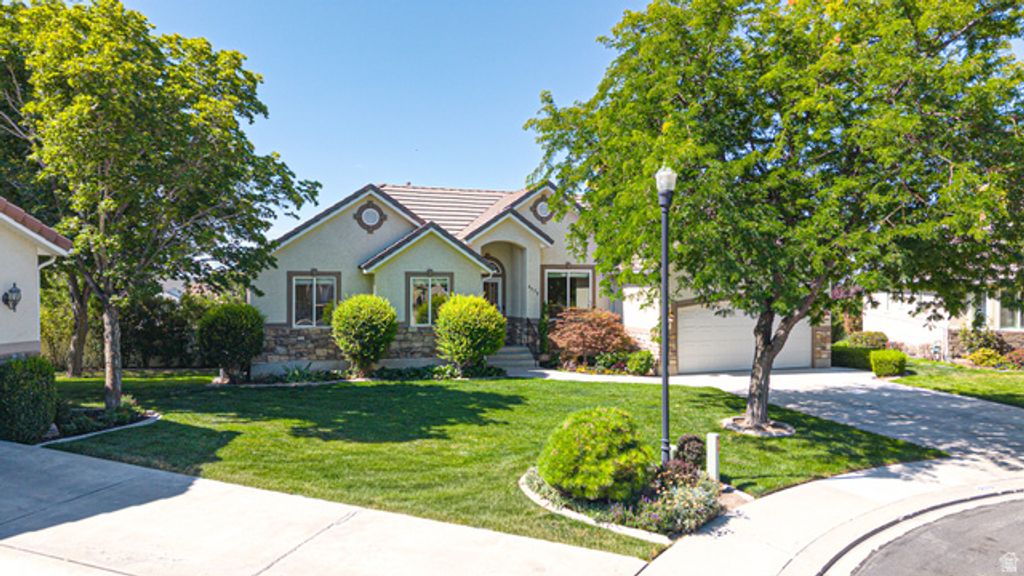 9579 N APPLE CT, Cedar Hills, UT 84062