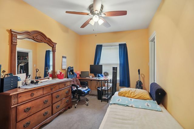 5925 W Iowa Street, Chicago, IL 60651