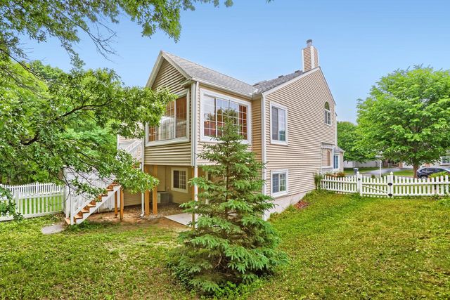 5723 Donegal Drive, Shoreview, MN 55126