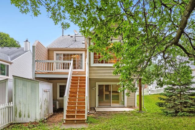 5723 Donegal Drive, Shoreview, MN 55126