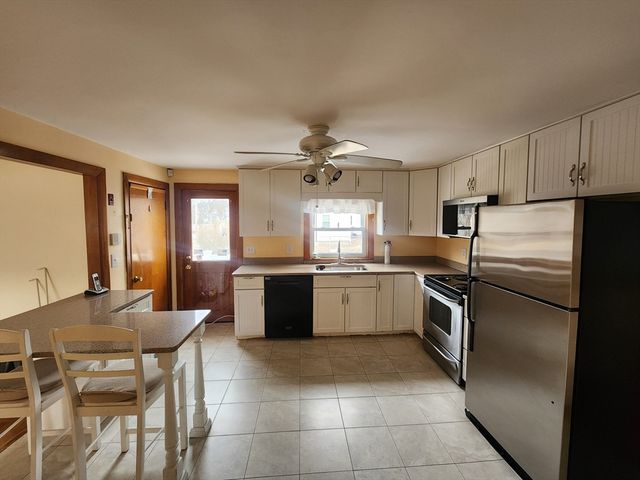 15 York Ter, Lynn, MA 01904