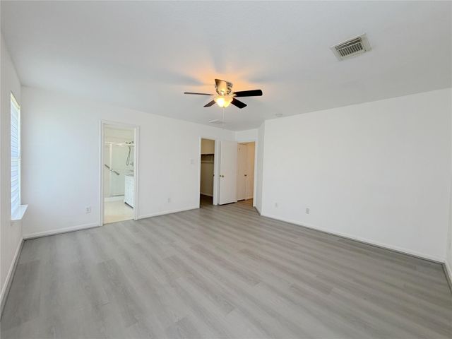 4707 Meadowthorn Court, Friendswood, TX 77546