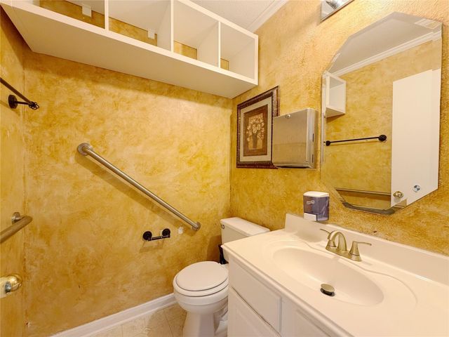 4707 Meadowthorn Court, Friendswood, TX 77546