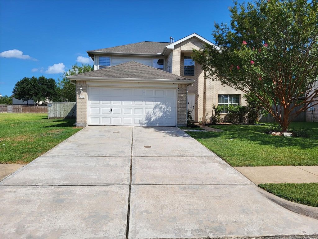 4707 Meadowthorn Court, Friendswood, TX 77546