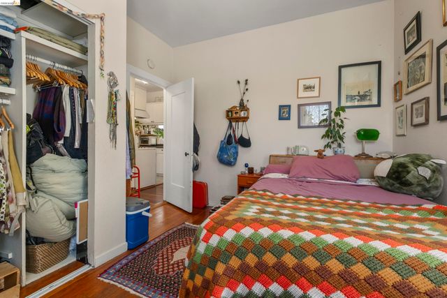 1032 Magnolia St, Oakland, CA 94607