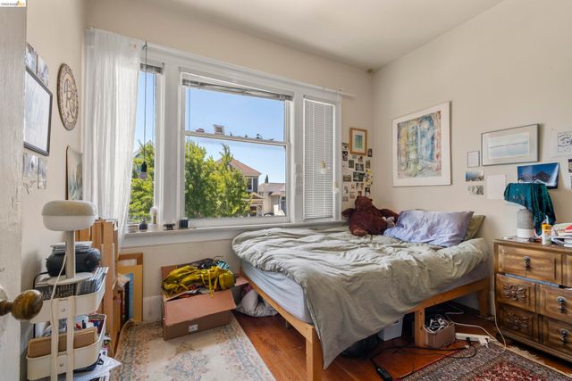 1032 Magnolia St, Oakland, CA 94607