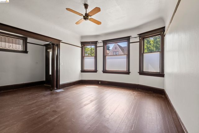 1032 Magnolia St, Oakland, CA 94607