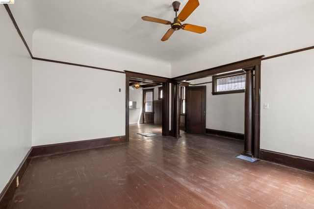 1032 Magnolia St, Oakland, CA 94607