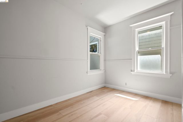 1032 Magnolia St, Oakland, CA 94607