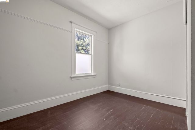 1032 Magnolia St, Oakland, CA 94607