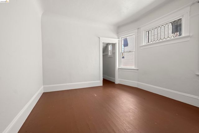 1032 Magnolia St, Oakland, CA 94607