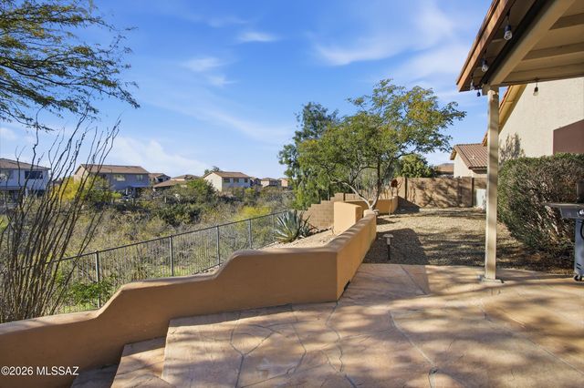 8246 S Camino Serpe, Tucson, AZ 85747