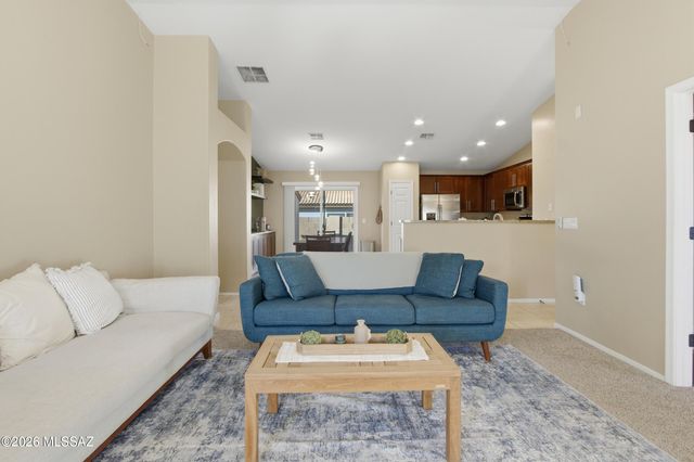 8246 S Camino Serpe, Tucson, AZ 85747