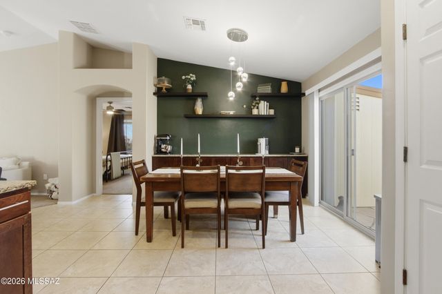 8246 S Camino Serpe, Tucson, AZ 85747