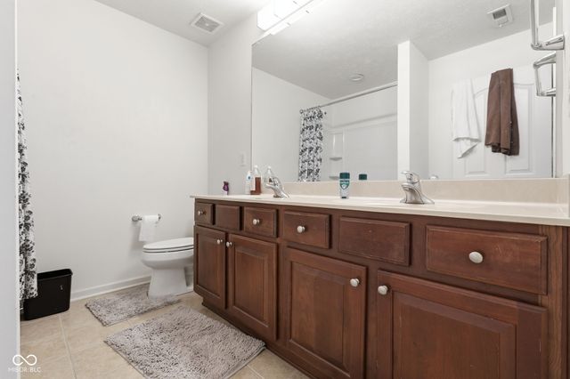 8422 Codesa Way, Indianapolis, IN 46278