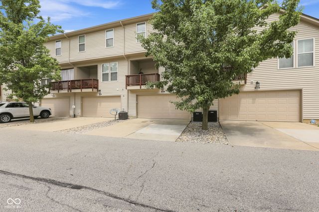 8422 Codesa Way, Indianapolis, IN 46278