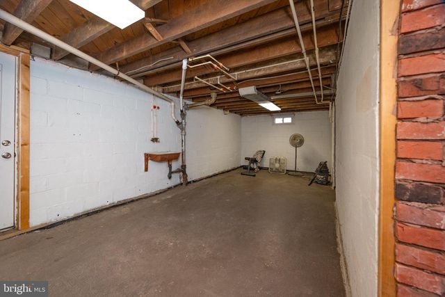 515 LOCUST, Westminster, MD 21157