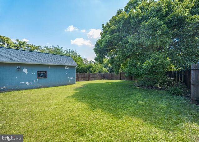 515 LOCUST, Westminster, MD 21157