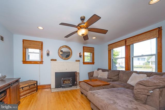 515 LOCUST, Westminster, MD 21157