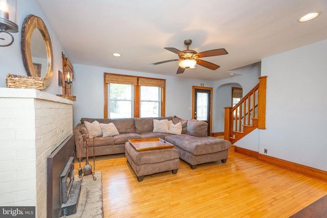 515 LOCUST, Westminster, MD 21157