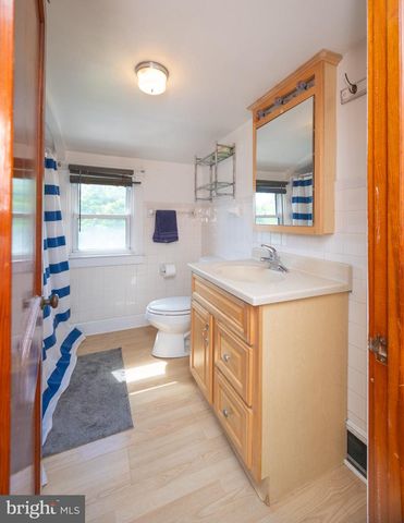 515 LOCUST, Westminster, MD 21157