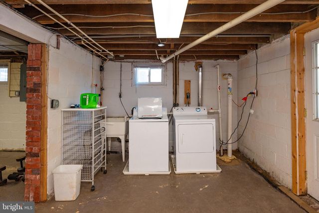 515 LOCUST, Westminster, MD 21157