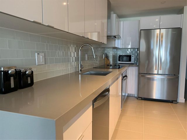 1600 NE 1st Avenue 2202, Miami, FL 33132