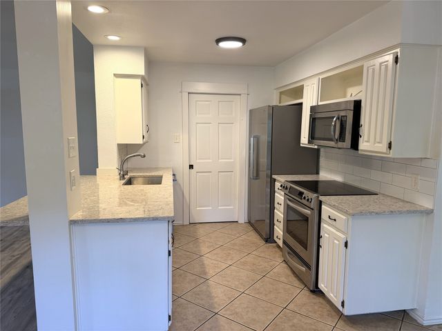3412 Timberline Drive, Grapevine, TX 76051
