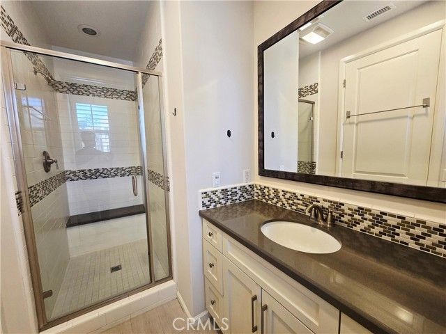 101 Newall, Irvine, CA 92618