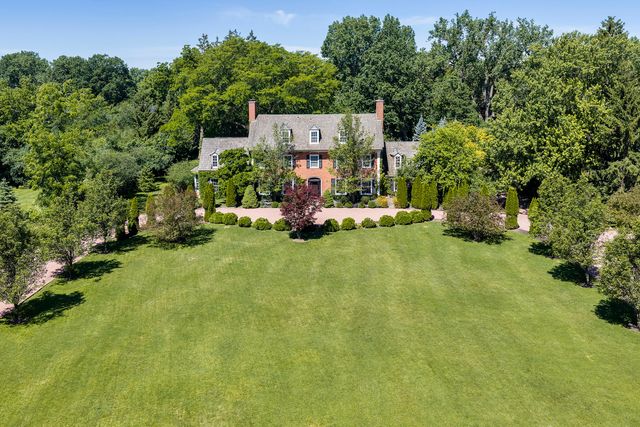 82 Woodley Road, Winnetka, IL 60093