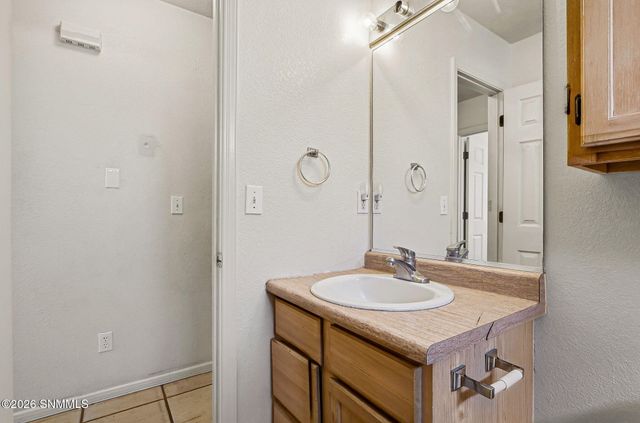 3658 Gem Street, Las Cruces, NM 88012