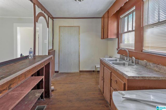 1015 11TH STREET N, Bessemer, AL 35020