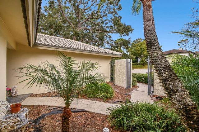 970 ROLLING HILLS DRIVE, Palm Harbor, FL 34683