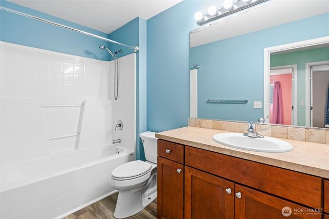 2480 Charter Lane SW, Olympia, WA 98512